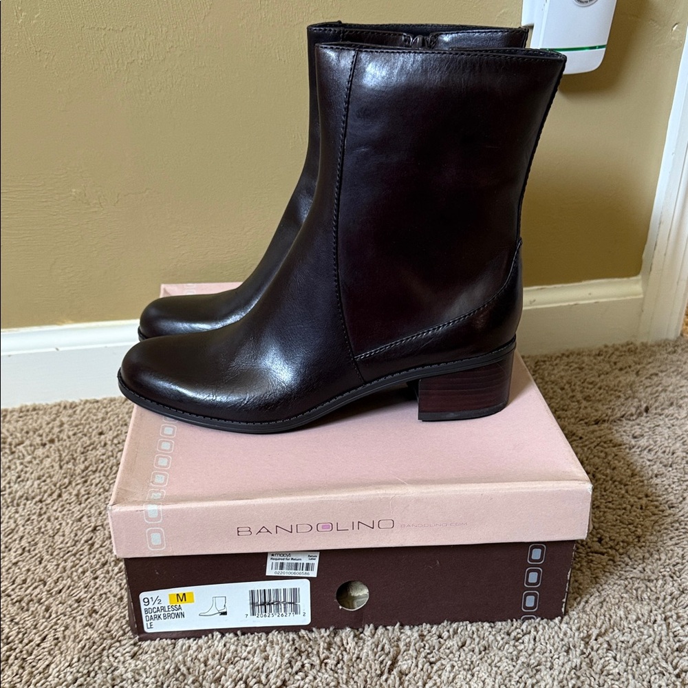 Bandolino Women's Dark Brown Ankle Booties